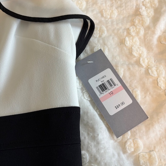 Black and off-white Ruffle Shoulder Dress - Picture 2 of 5